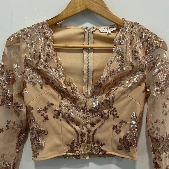 🇺🇸 Fashion Wild Cat sequence long sleeve top  size small - Picture 3 of 9